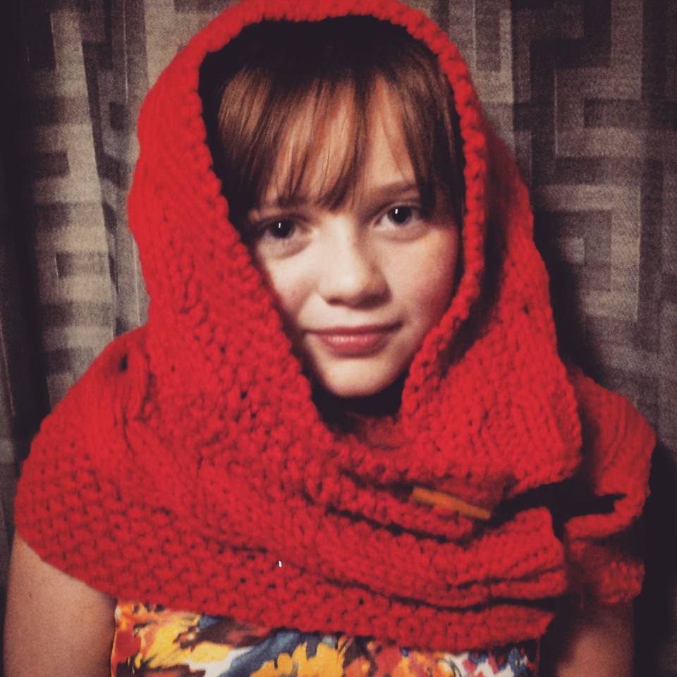 Red Owl Cowl 